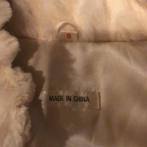 🤍White rabbit fur coat!!🤍